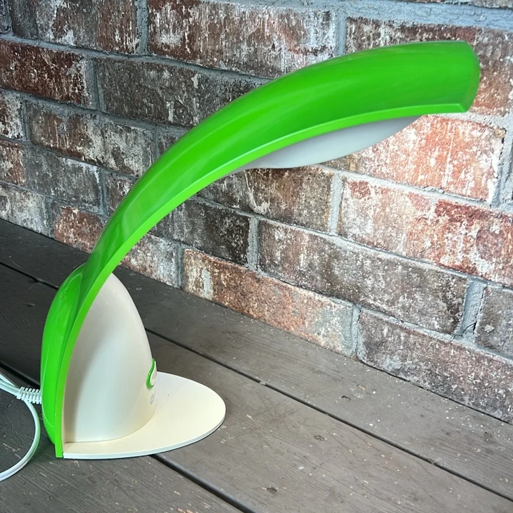 Ottlite curved neon
